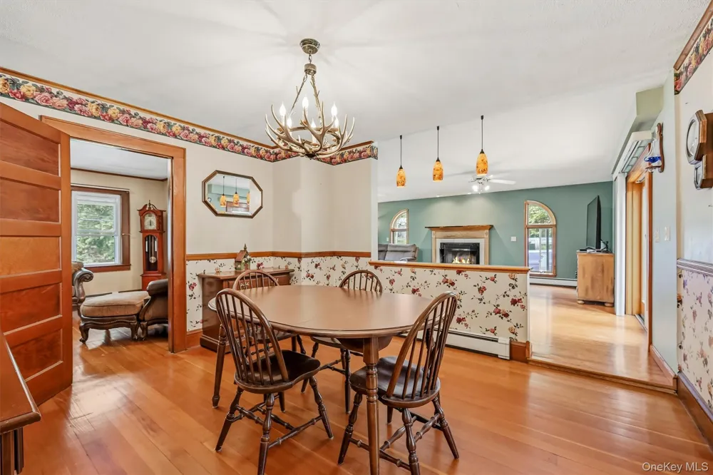 328 Big Island Road Florida, NY 10921