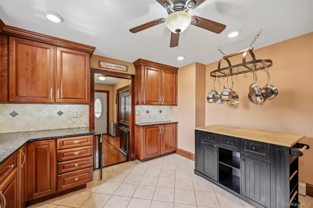 328 Big Island Road Florida, NY 10921