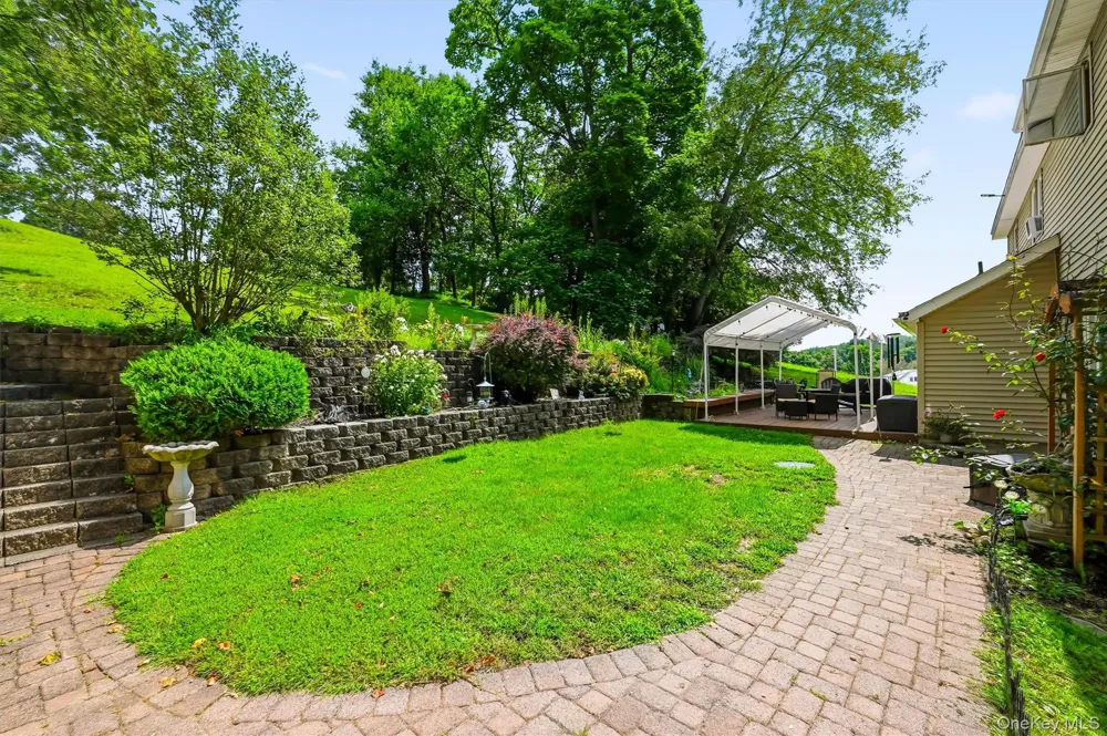 328 Big Island Road Florida, NY 10921