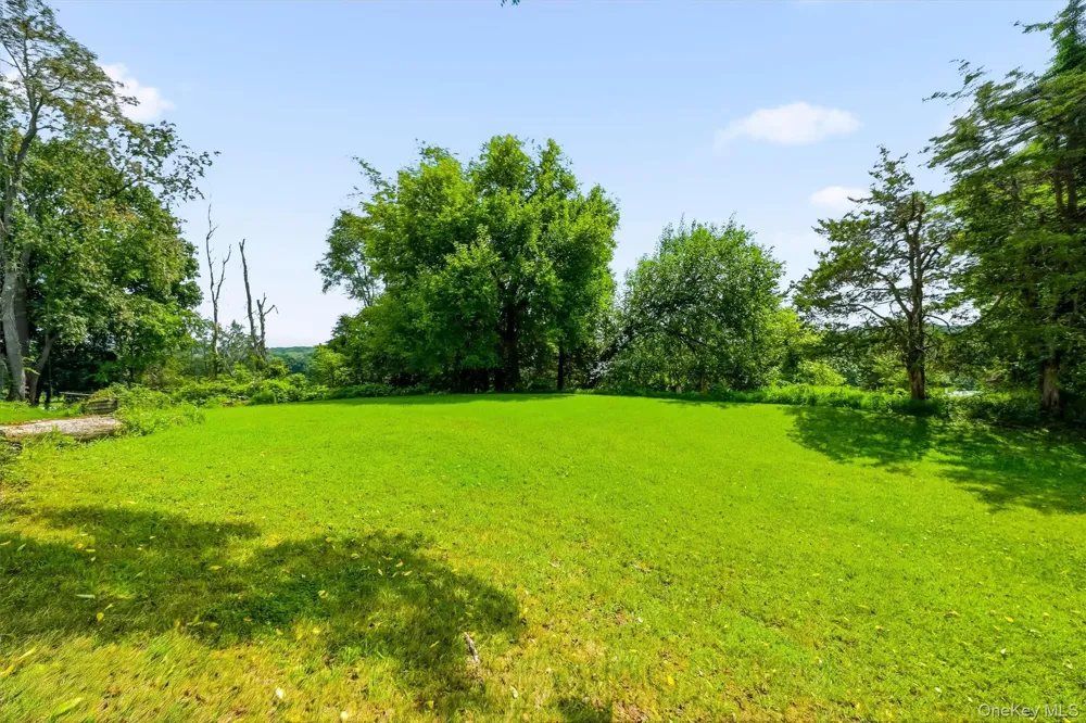 328 Big Island Road Florida, NY 10921