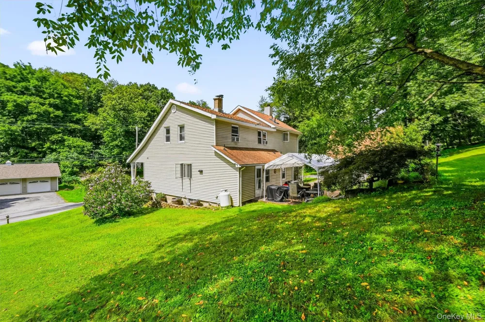 328 Big Island Road Florida, NY 10921