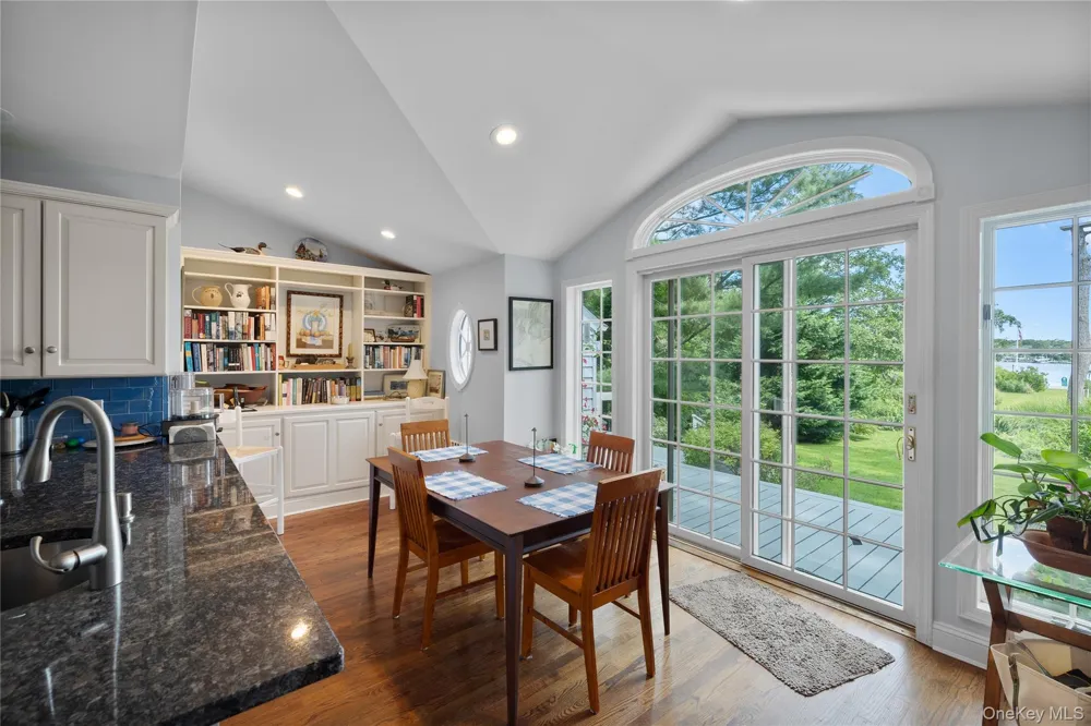 279 Great River Road Great River, NY 11739