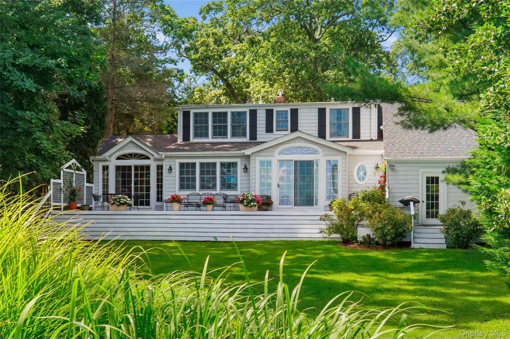 279 Great River Road Great River, NY 11739