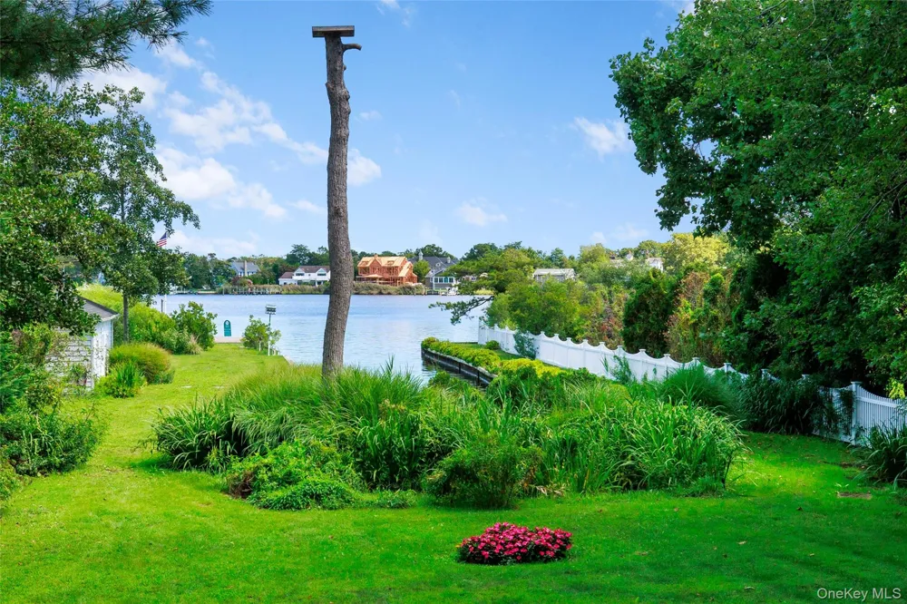 279 Great River Road Great River, NY 11739
