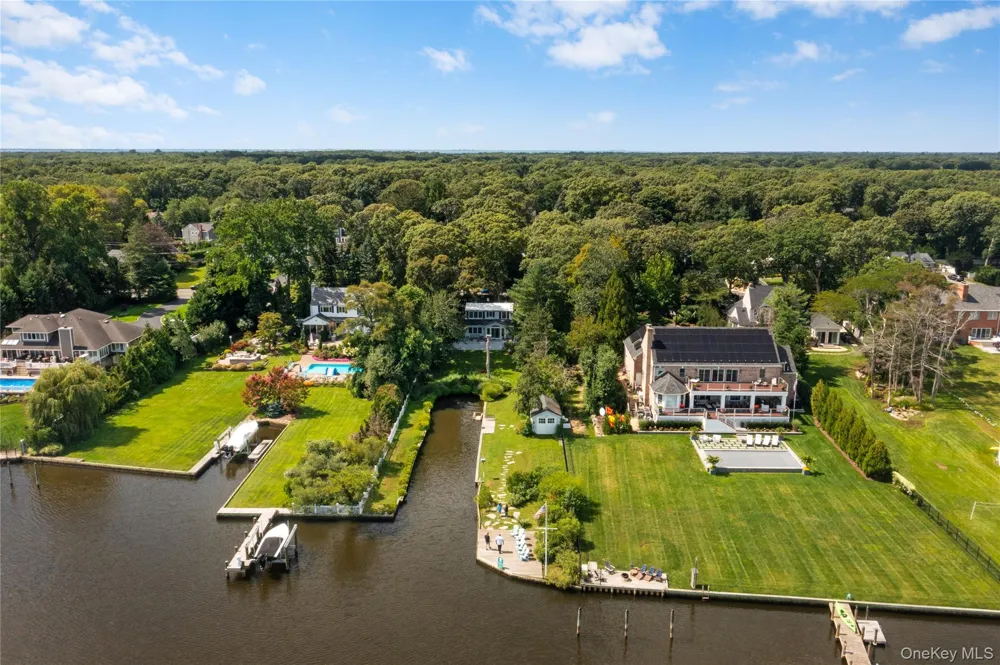 279 Great River Road Great River, NY 11739