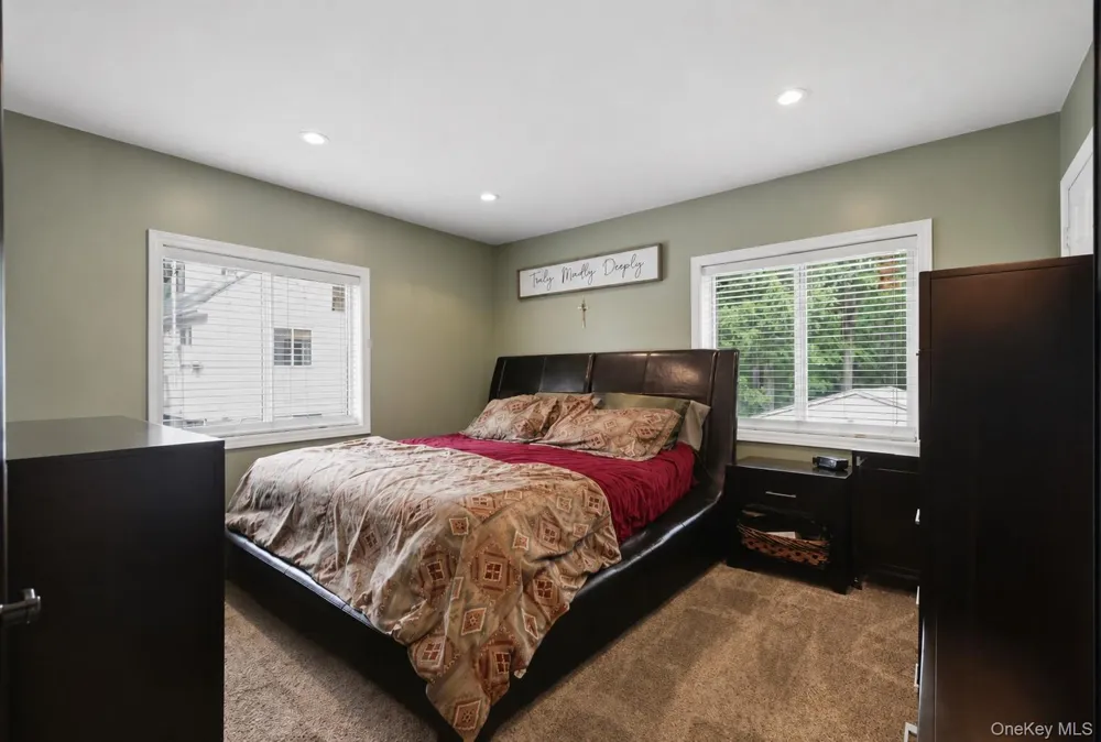 8 Arbutus Street Putnam Valley, NY 10579