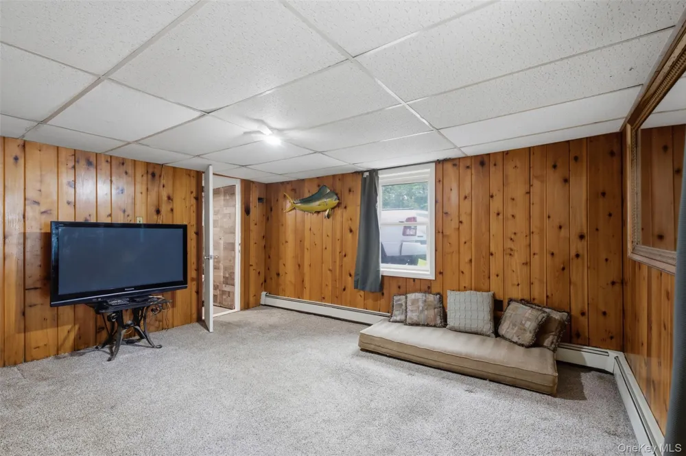 8 Arbutus Street Putnam Valley, NY 10579