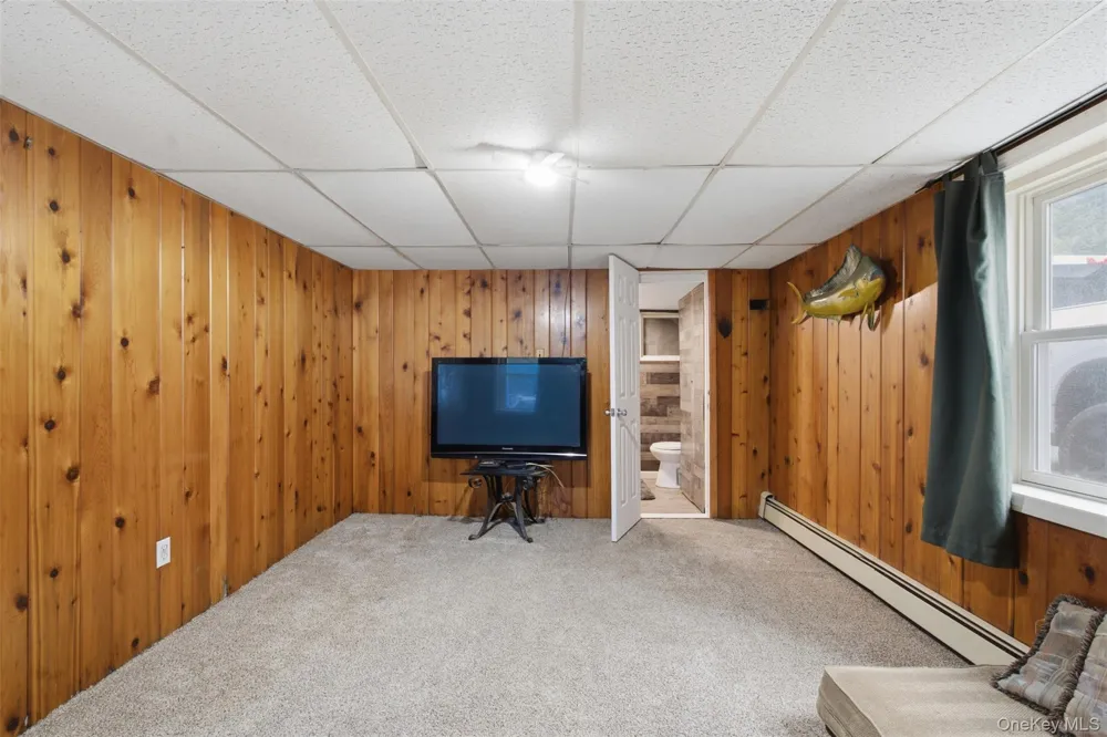 8 Arbutus Street Putnam Valley, NY 10579