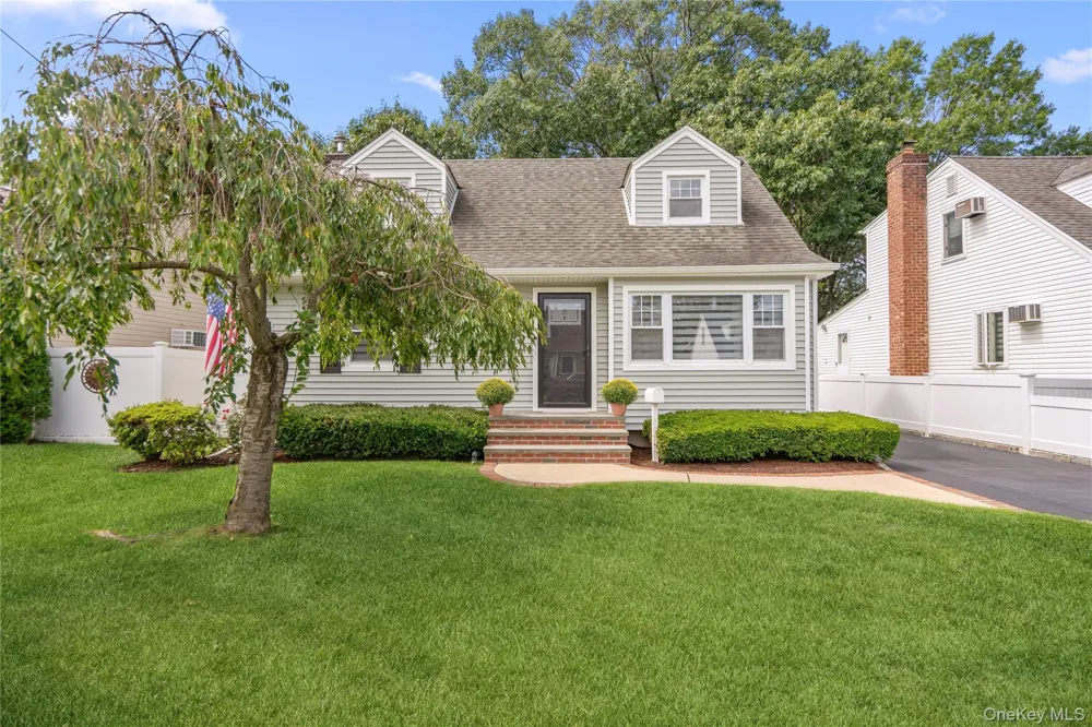 10 Alliance Street Valley Stream, NY 11580