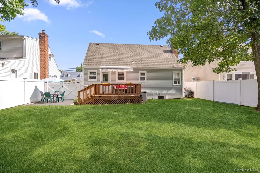 10 Alliance Street Valley Stream, NY 11580