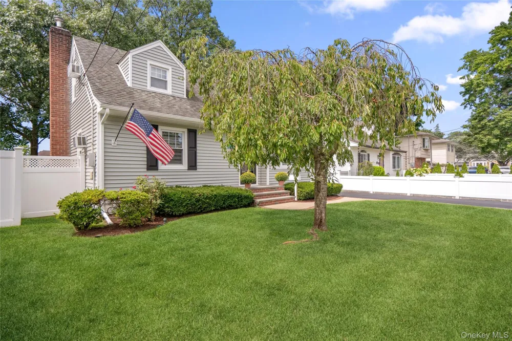 10 Alliance Street Valley Stream, NY 11580