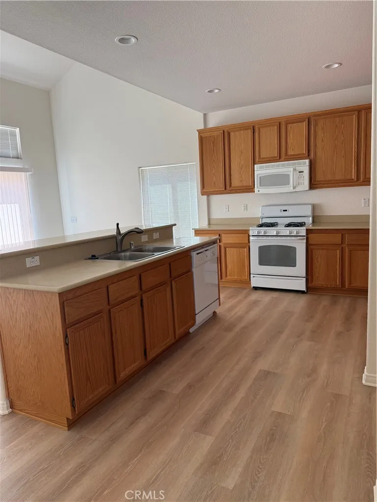 7426 Via Real Yucca Valley, CA 92284