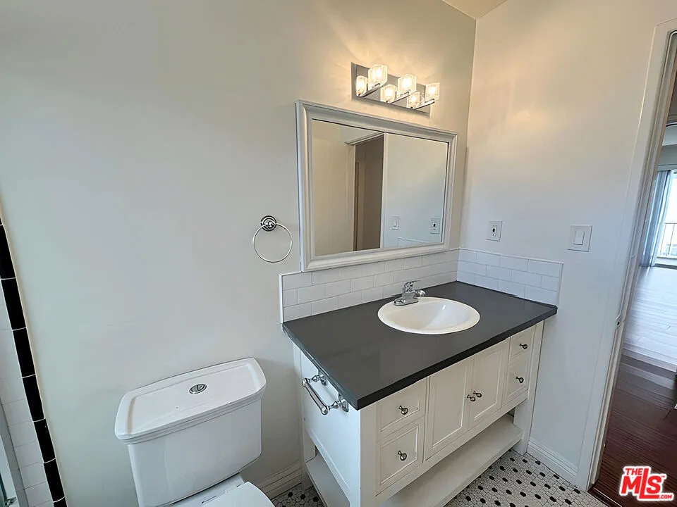 1026 Genesee Avenue #9 Los Angeles, CA 90048