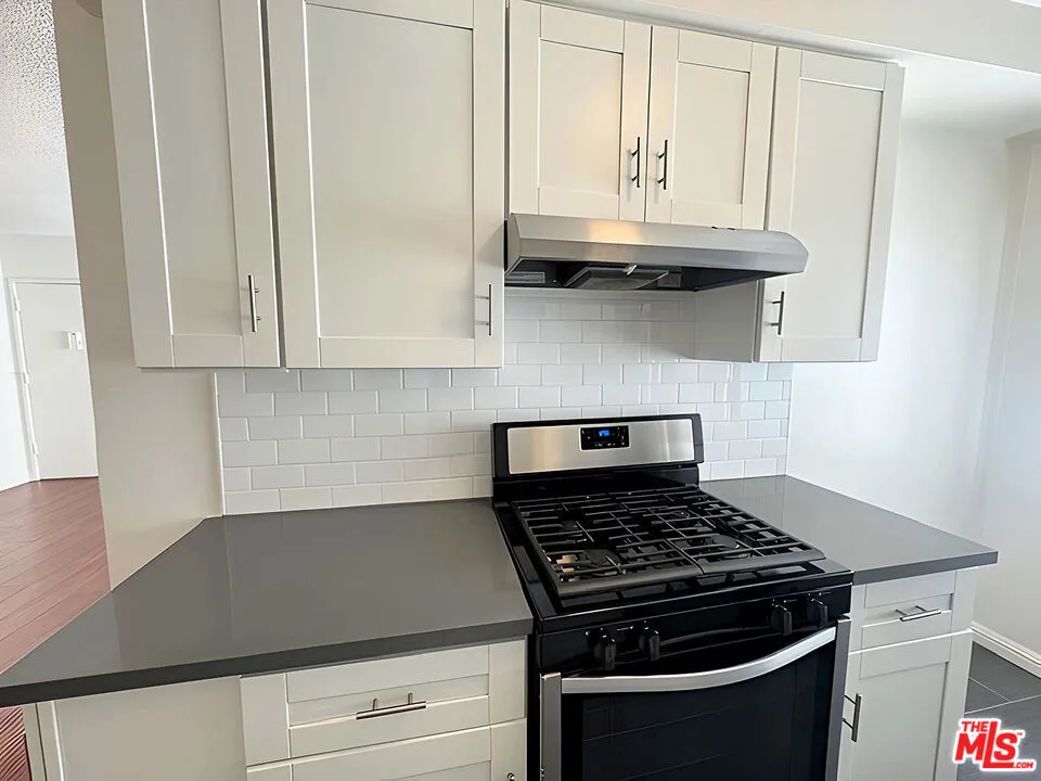 1026 Genesee Avenue #9 Los Angeles, CA 90048