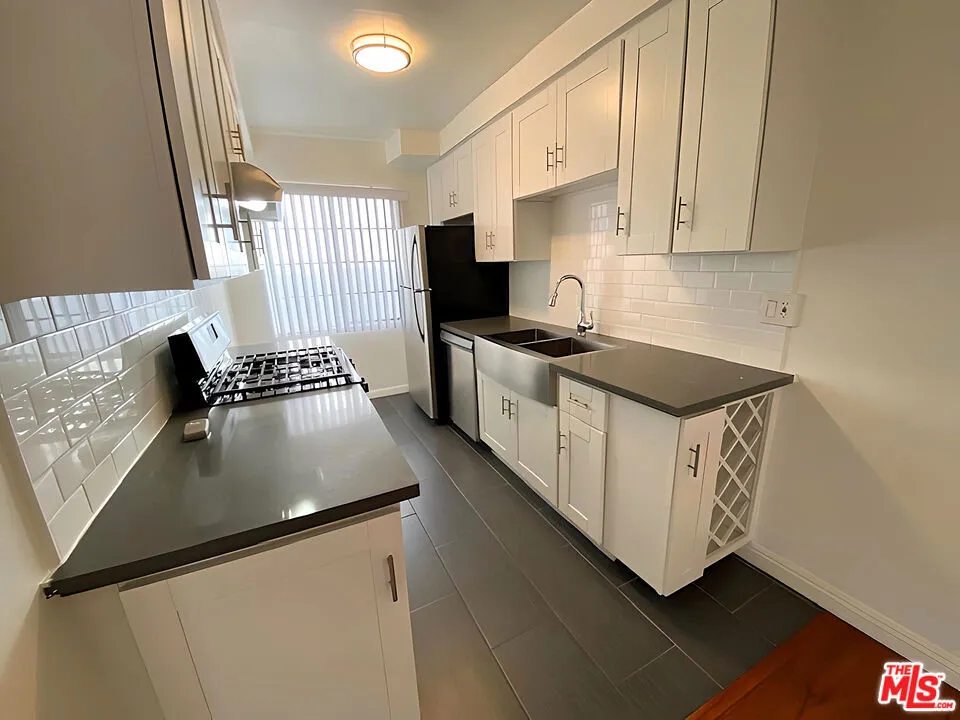 1026 Genesee Avenue #9 Los Angeles, CA 90048