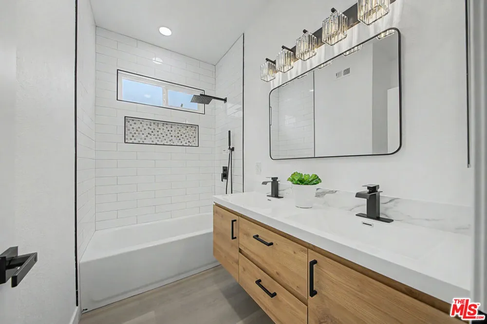 13426 Ashbury Court La Mirada, CA 90638