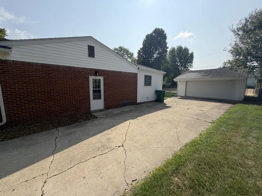 3652 Inverness Street Dexter, MI 48130
