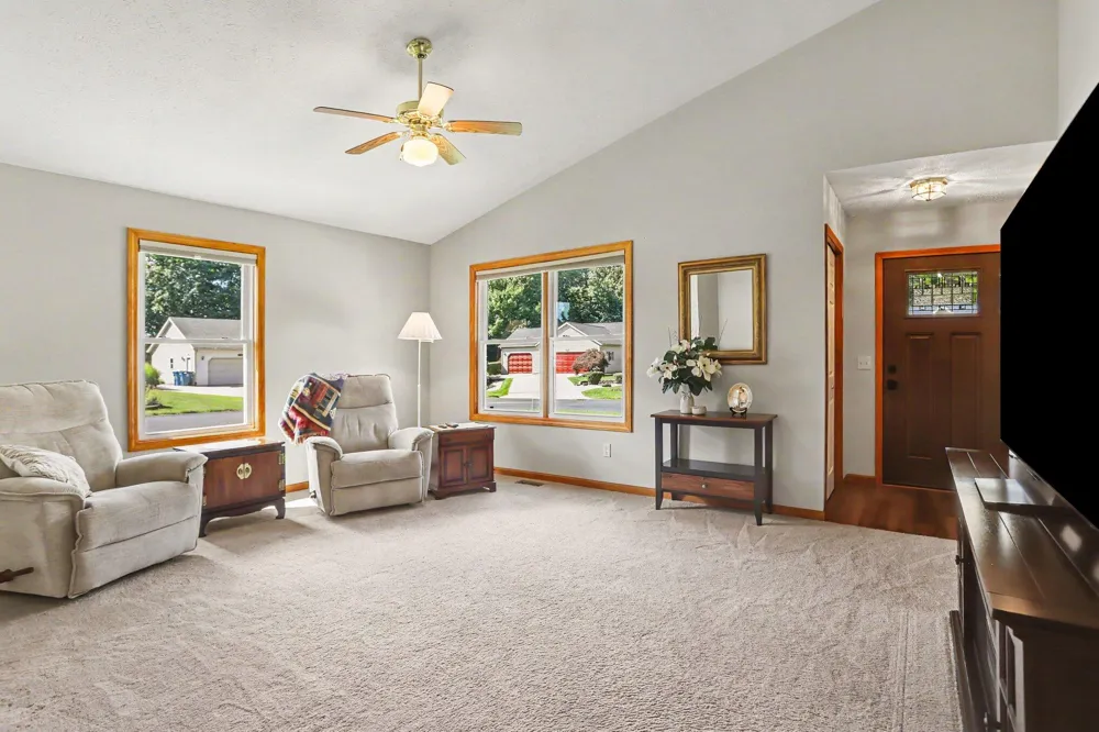 4344 Sweet Cherry Lane Kalamazoo, MI 49004
