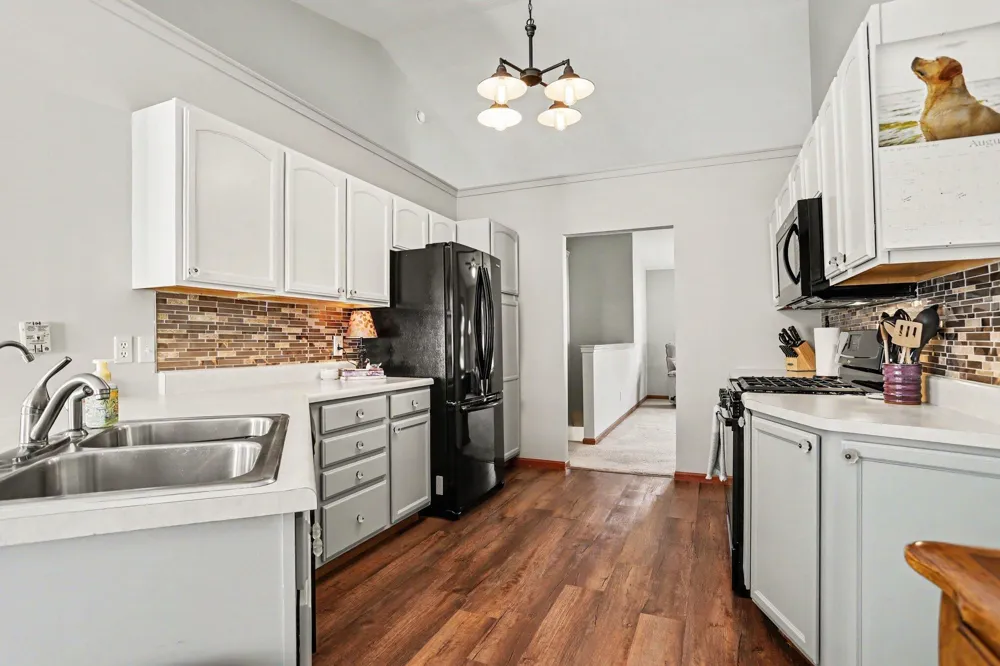 4344 Sweet Cherry Lane Kalamazoo, MI 49004