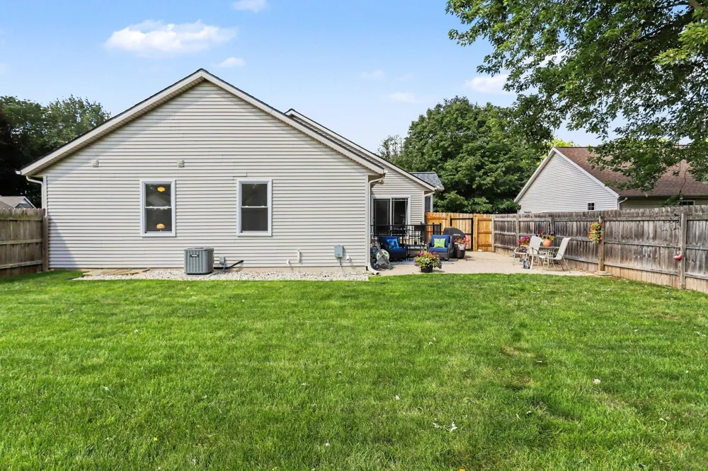 4344 Sweet Cherry Lane Kalamazoo, MI 49004
