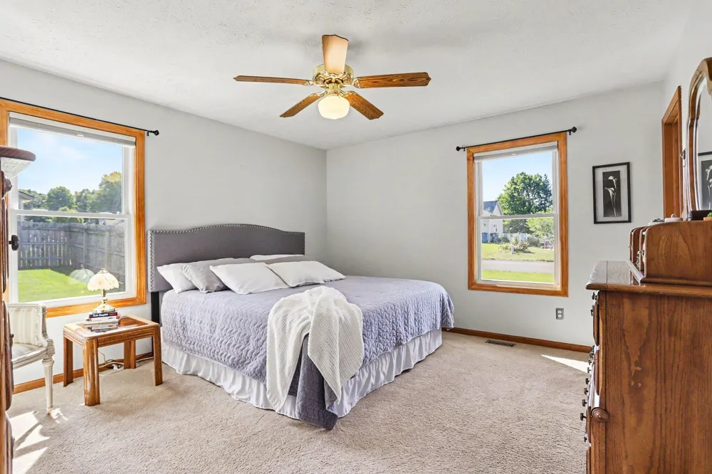 4344 Sweet Cherry Lane Kalamazoo, MI 49004