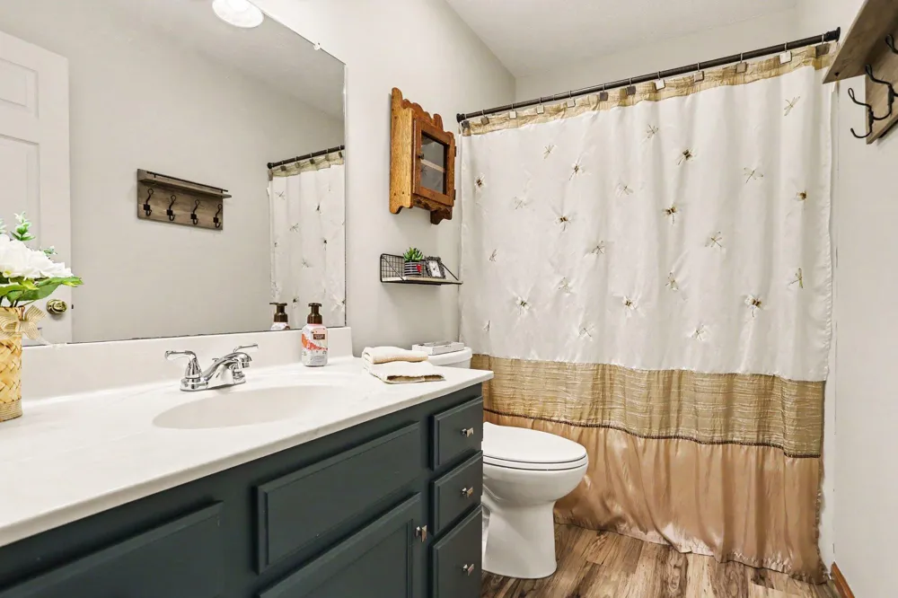 4344 Sweet Cherry Lane Kalamazoo, MI 49004