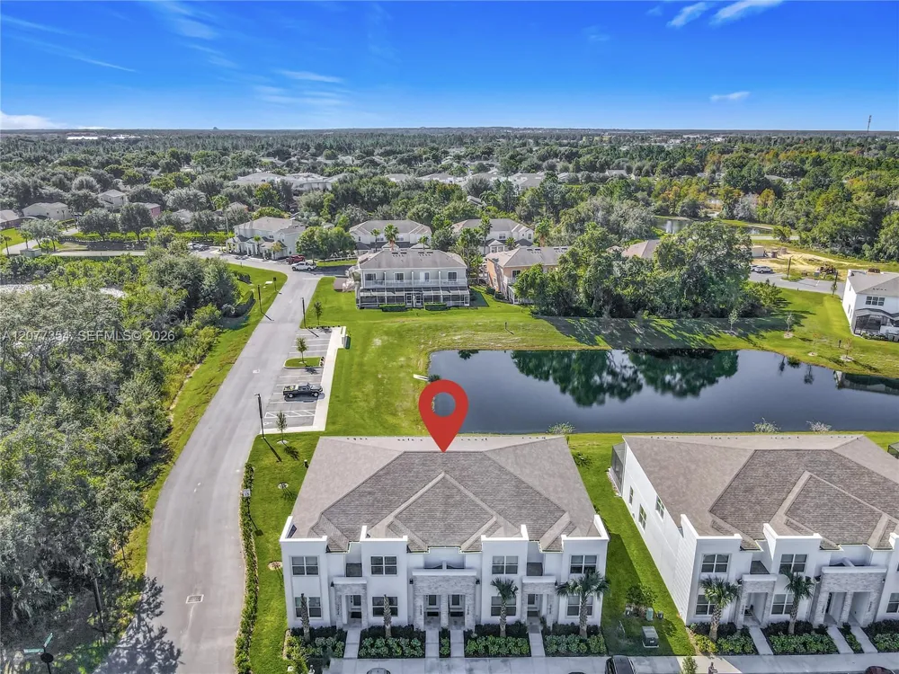 17420 SERENIDAD BLVD Clermont, FL 34714