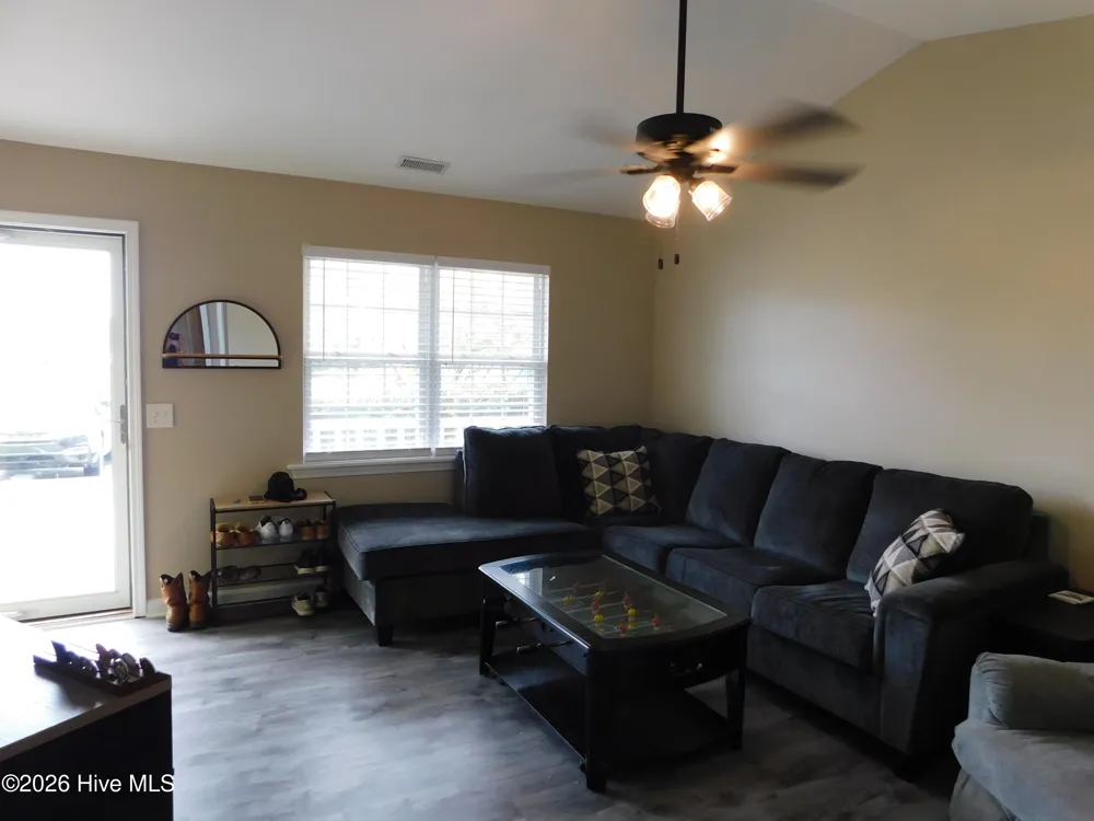 902 Courtyard E Beaufort, NC 28516