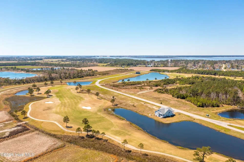 105 Winters Rest Road Beaufort, NC 28516