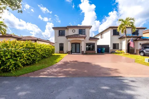 8126 NW 199th Ter