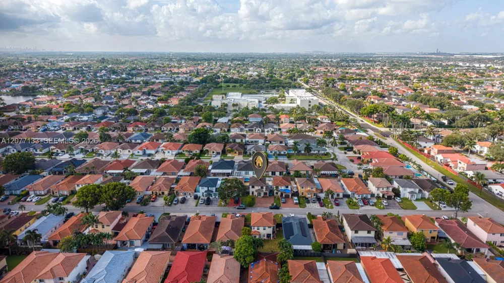 8126 NW 199th Ter Hialeah, FL 33015