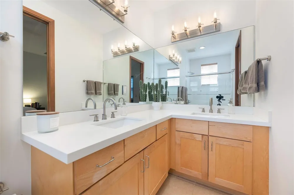 540 NE 7TH AVENUE #1 Fort Lauderdale, FL 33301