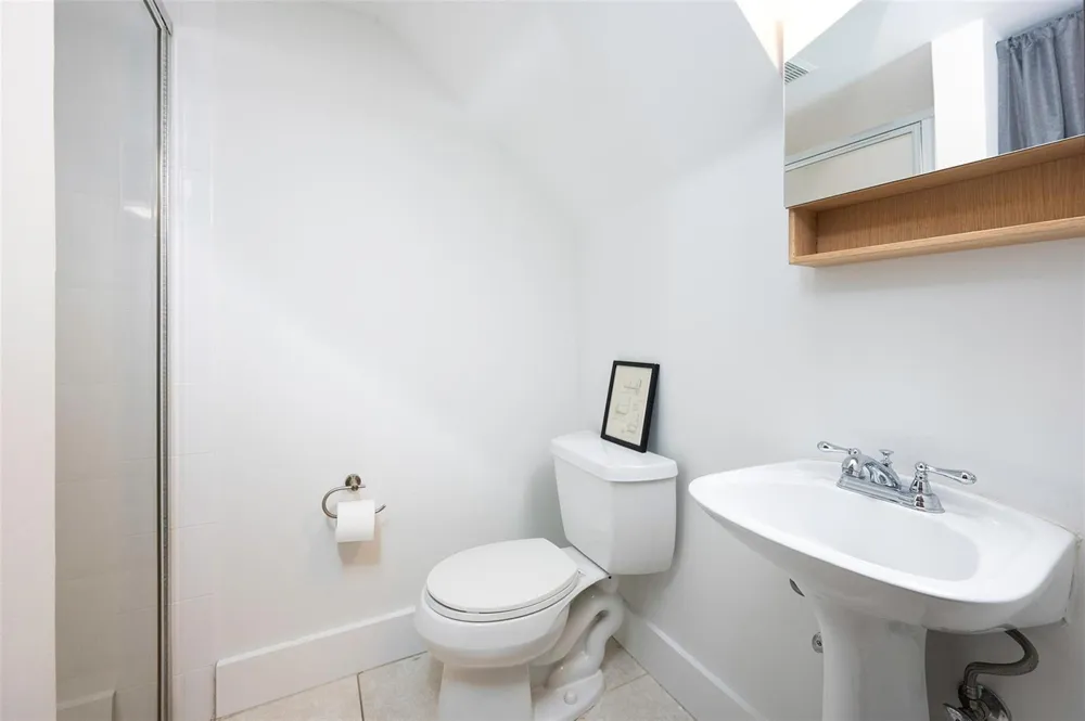 540 NE 7TH AVENUE #1 Fort Lauderdale, FL 33301