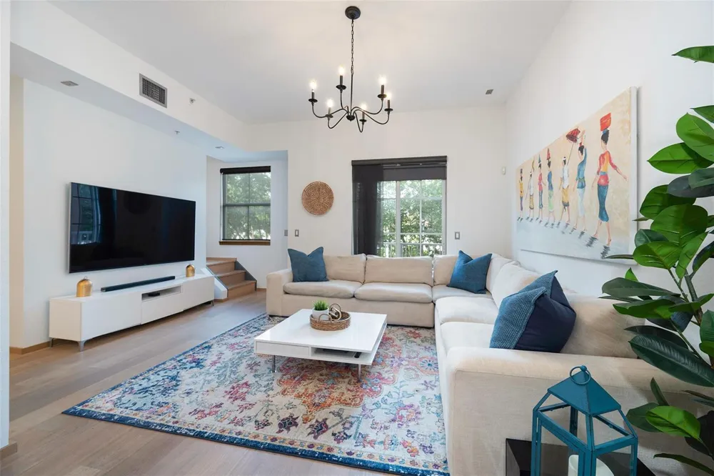 540 NE 7TH AVENUE #1 Fort Lauderdale, FL 33301