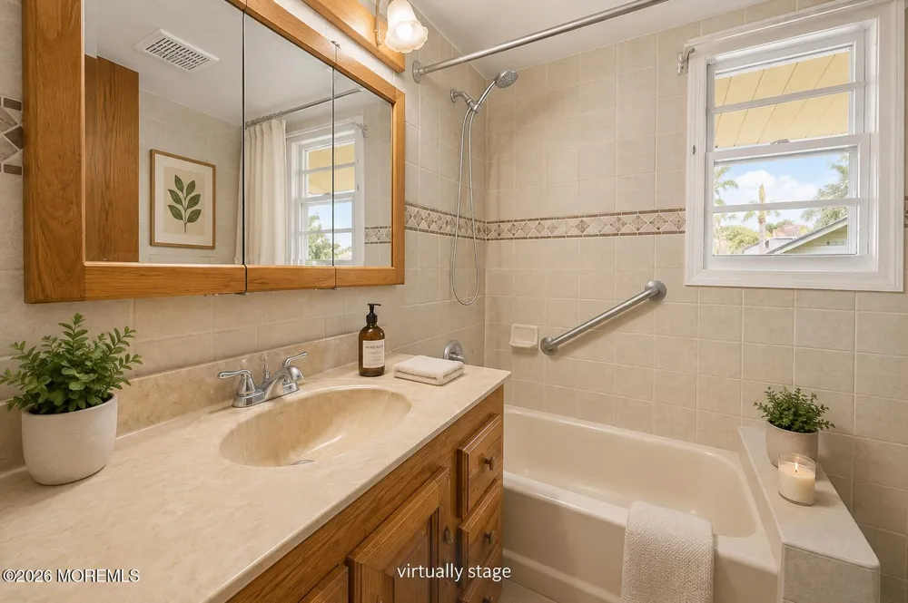 44 John Street Helmetta, NJ 08828