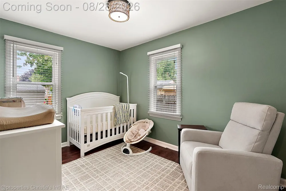 3034 Ferris Avenue Royal Oak City, MI 48073