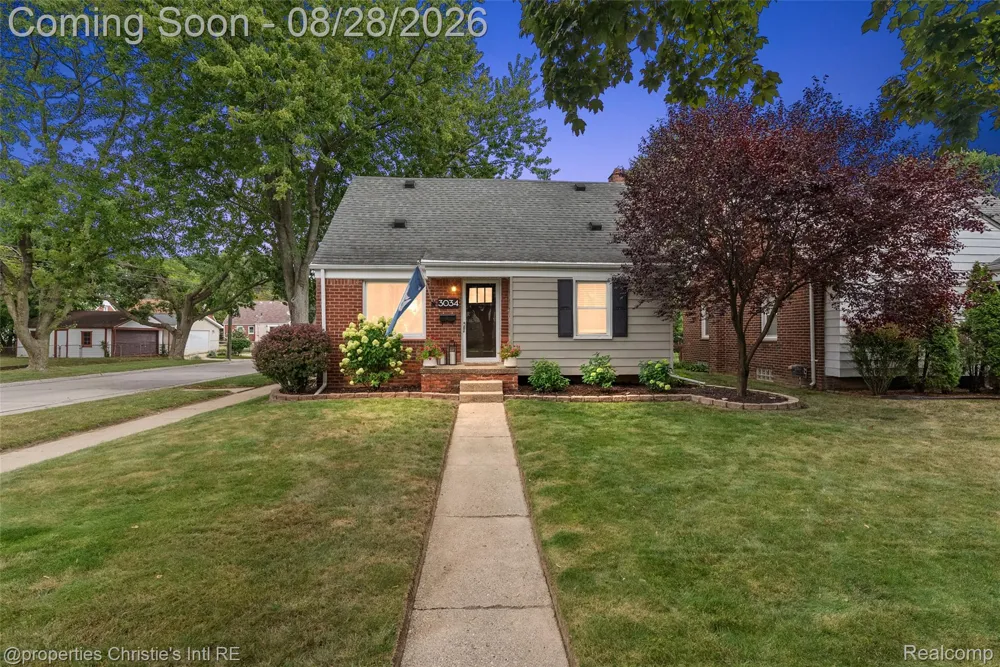 3034 Ferris Avenue Royal Oak City, MI 48073