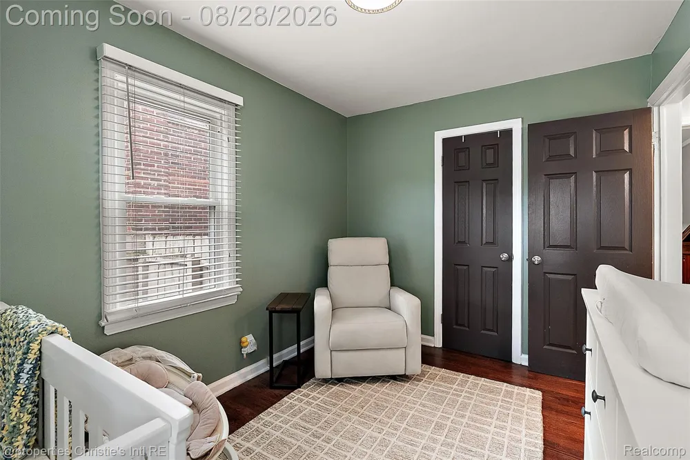 3034 Ferris Avenue Royal Oak City, MI 48073