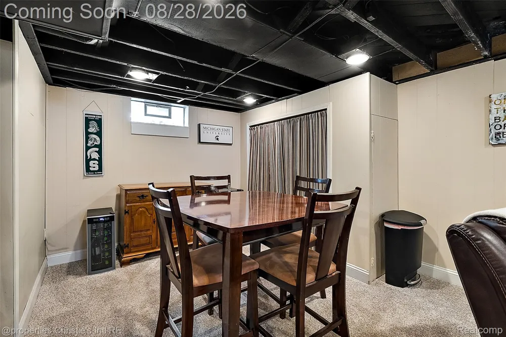 3034 Ferris Avenue Royal Oak City, MI 48073