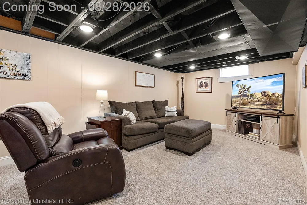 3034 Ferris Avenue Royal Oak City, MI 48073