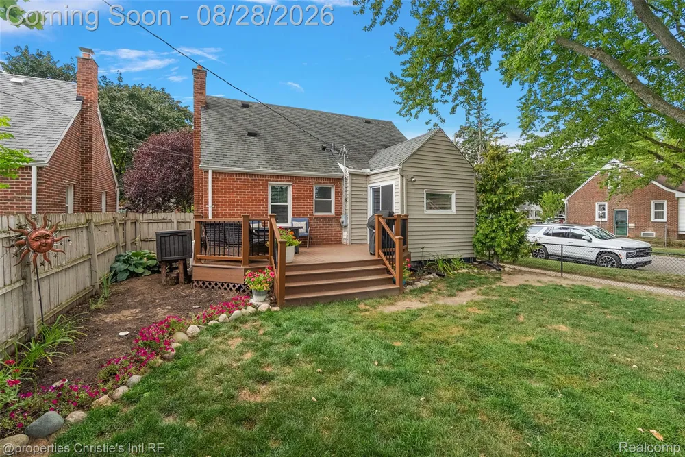 3034 Ferris Avenue Royal Oak City, MI 48073