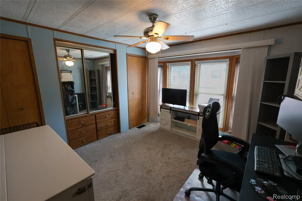178 Maple Run Ln Mason City, MI 48854