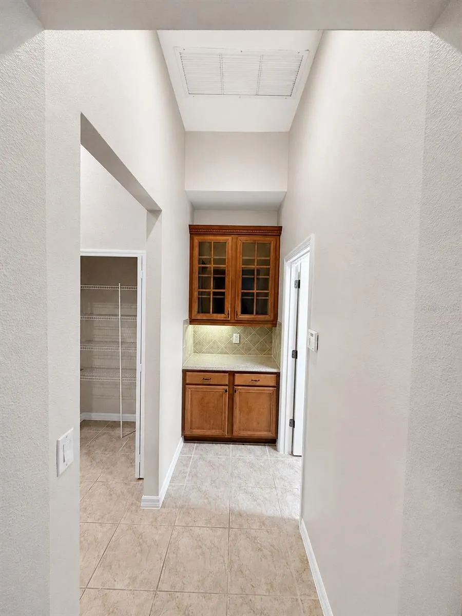 105 E BLUE WATER EDGE DRIVE Eustis, FL 32736
