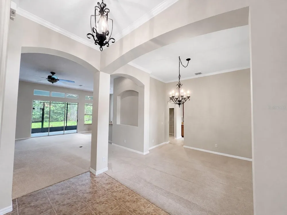 105 E BLUE WATER EDGE DRIVE Eustis, FL 32736
