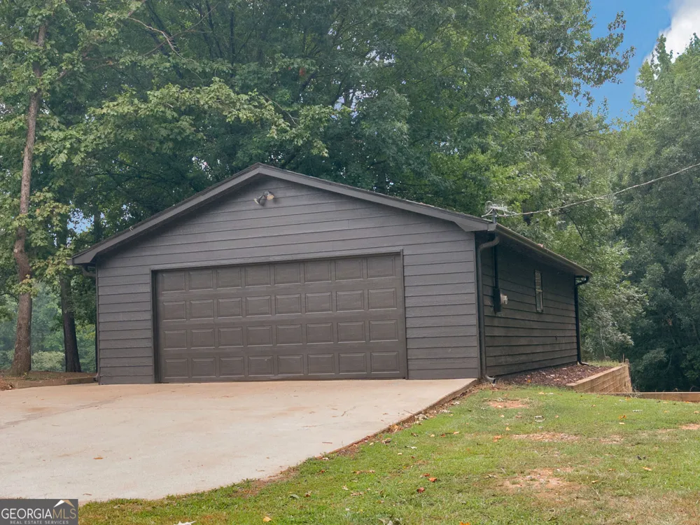 1301 Marshall Store RD Watkinsville, GA 30677