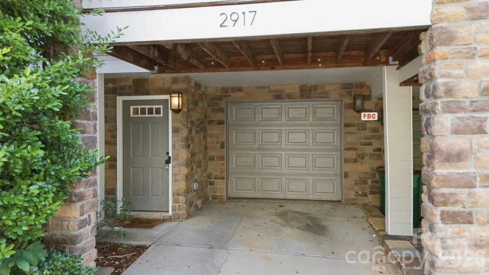 2917 Craftsman Lane Charlotte, NC 28204