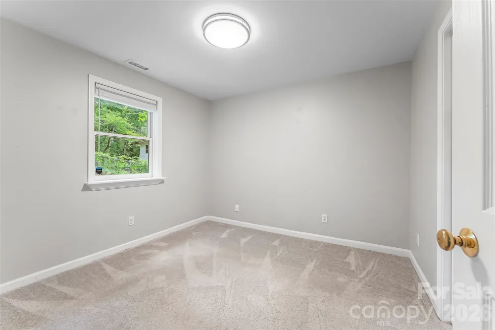 141 Silversteen Drive Brevard, NC 28712