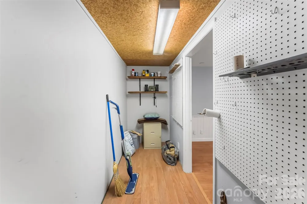 141 Silversteen Drive Brevard, NC 28712
