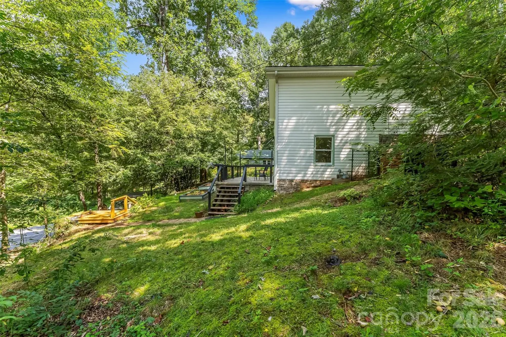 141 Silversteen Drive Brevard, NC 28712