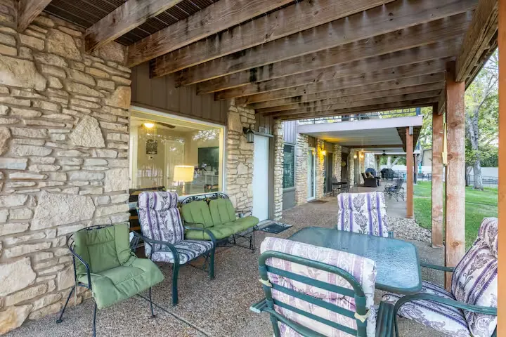 1500 Ranch Road 1431 #101 Kingsland, TX 78639